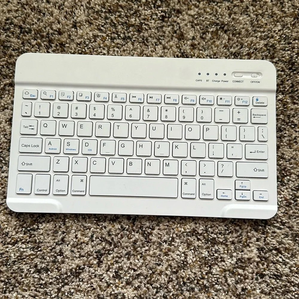 Apple iPad keyboard